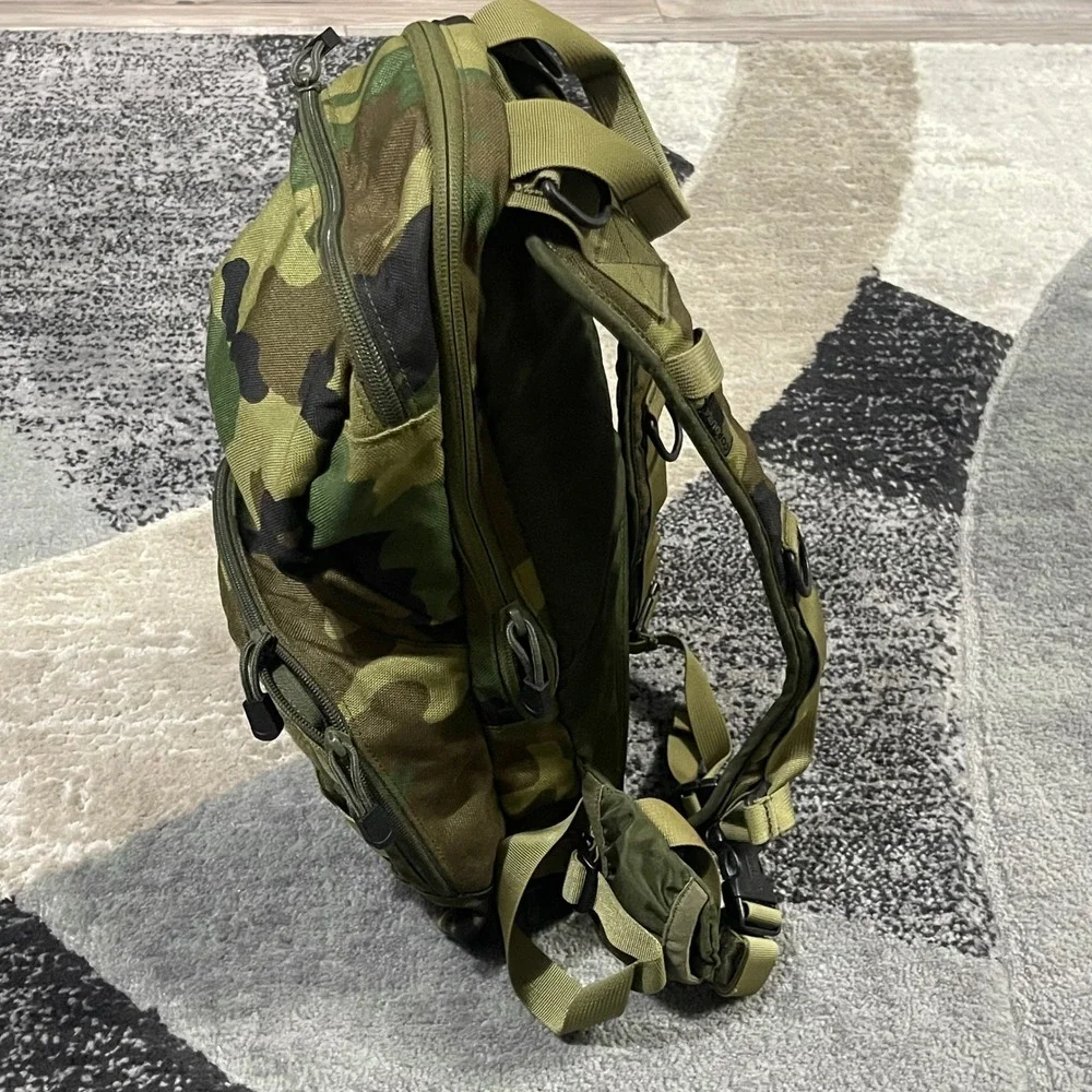 CamelBak M.U.L.E. Backpack Men OS Green Woodland Camo Tactical Hydration Pack